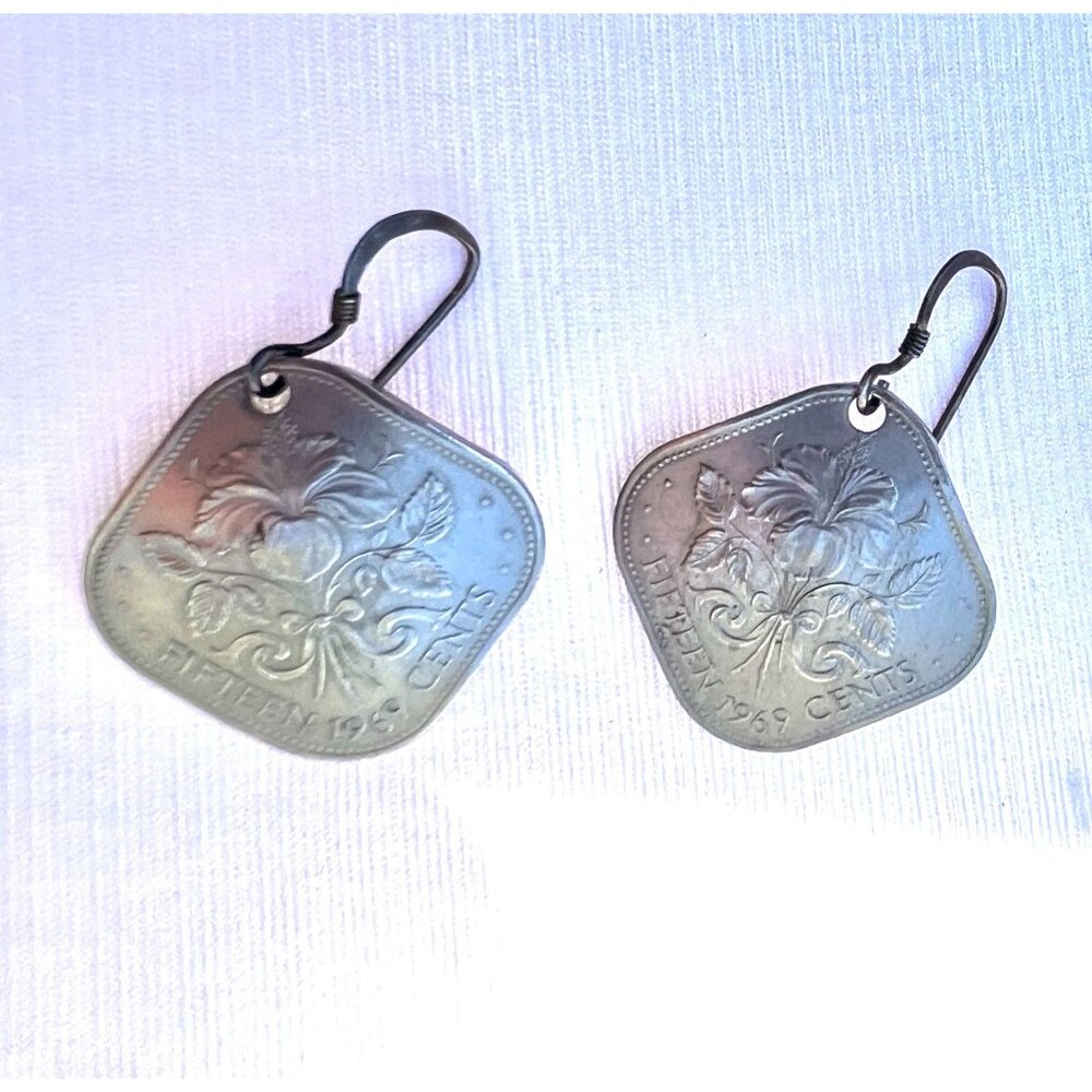 Bahamas Coin Earrings Elizabeth 11 Vintage 1969 Fifteen Cents Square Dangle - Picture 5 of 10